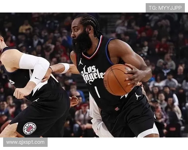 《深入分析NBA历史最强球员及其对篮球运动的影响与贡献》 《深入分析NBA历史最强球员及其对篮球运动的影响与贡献》