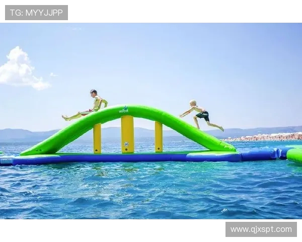 从惊险腾跃到优雅入水探寻跳水运动背后的力量与美感 从惊险腾跃到优雅入水探寻跳水运动背后的力量与美感