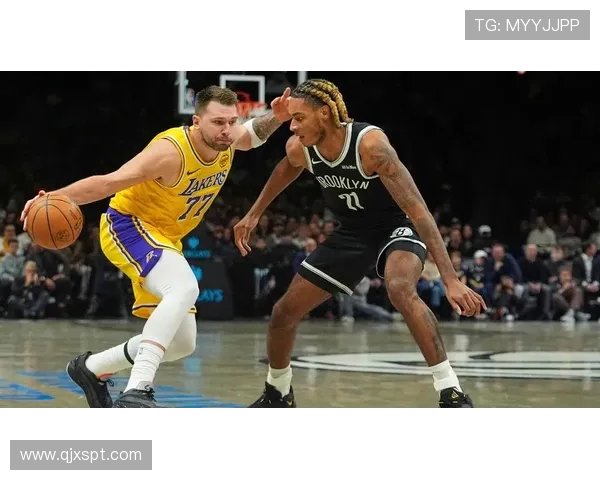 2013年湖人与篮网的对决回顾：经典时刻与球星表现的深度分析