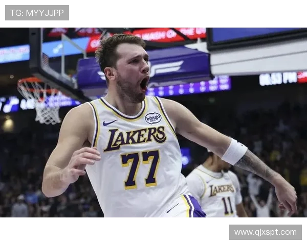 东契奇狂砍73分创现役新高独行侠力克太阳终结其11连胜纪录