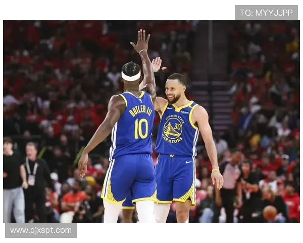 勇士季后赛2017年对阵爵士的精彩回顾与战术分析